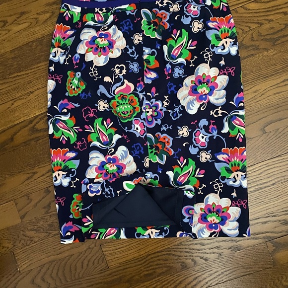 NWOT Boden Pencil Floral Print Women's Skirt Size US  6R UK 10R - Picture 3 of 3